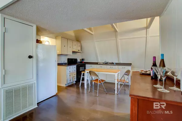 16390 Juniper Lane, Summerdale, AL 36580