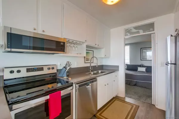 725 Redondo Ct #34, San Diego, CA 92109