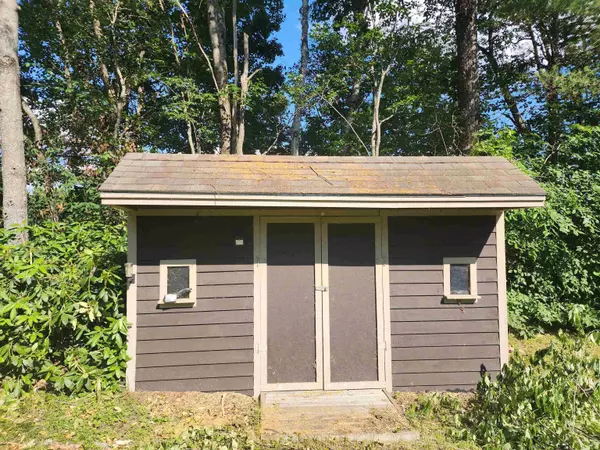 1 Androscoggin LN, Milan, NH 03588