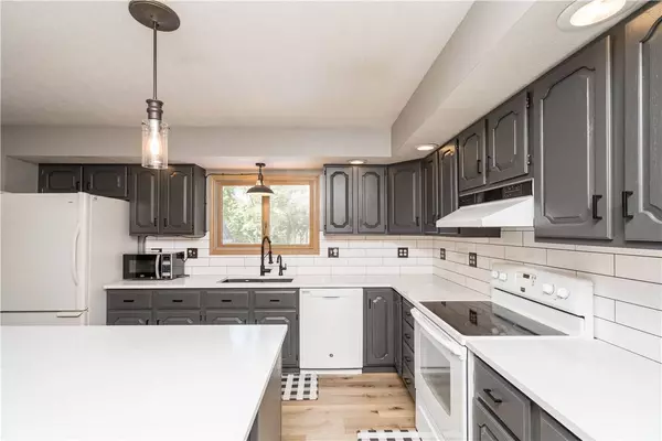 30287 560th Avenue, Cambridge, IA 50046