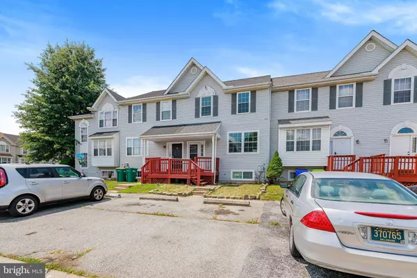 5 FOXTON DR, Newark, DE 19702