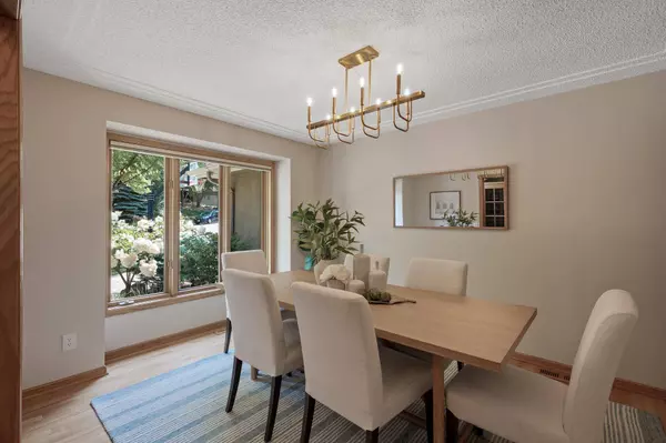 5785 Rosewood LN N, Plymouth, MN 55442