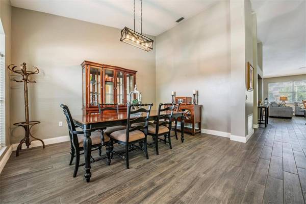 4038 LITHIA RIDGE BLVD, Valrico, FL 33596