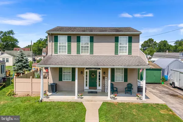 12 CIRCLE LN, Norwood, PA 19074