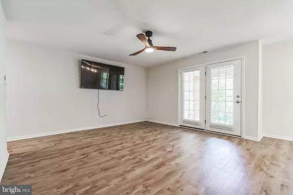 240 TAVISTOCK, Cherry Hill, NJ 08034