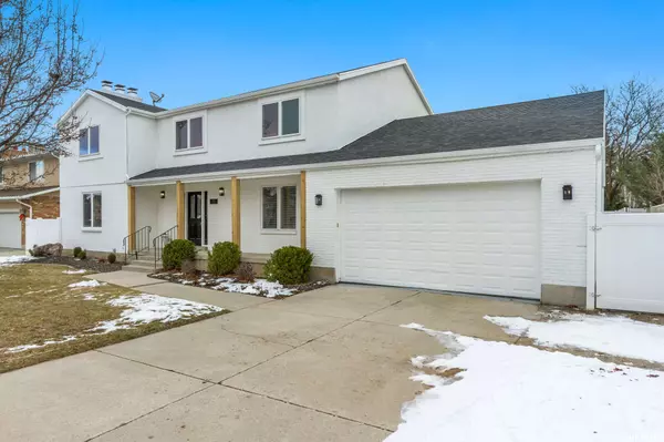 8489 S RUA BRANCO DR, Sandy, UT 84093