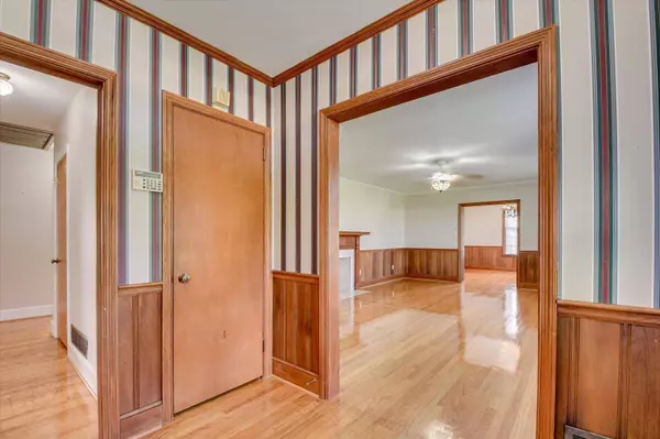 306 E MARTINTOWN RD, North Augusta, SC 29841