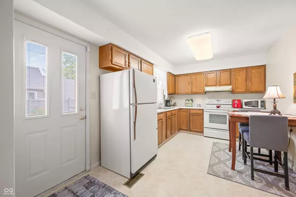 2335 Elm ST, Columbus, IN 47201