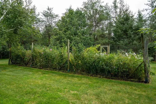 W6407 20th Street, Necedah, WI 54646