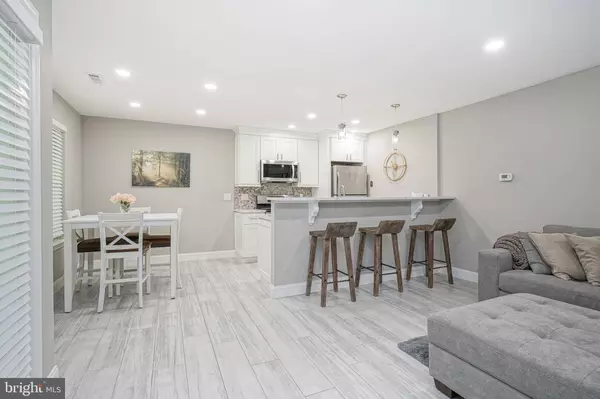 314 TAVISTOCK, Cherry Hill, NJ 08034