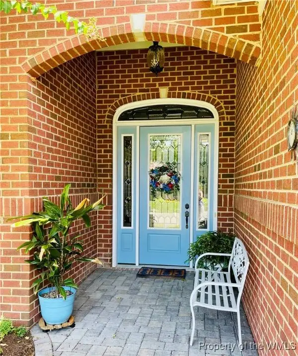 3530 Rock Creek Villa DR, Quinton, VA 23141