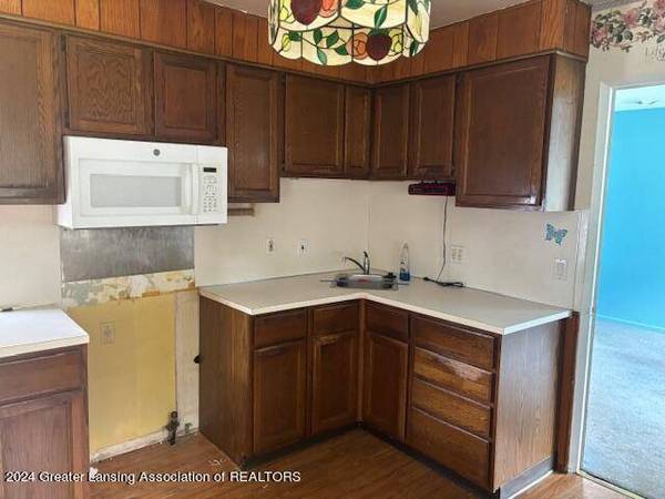 1925 Hillcrest Street, Lansing, MI 48910, Lansing, MI 48910