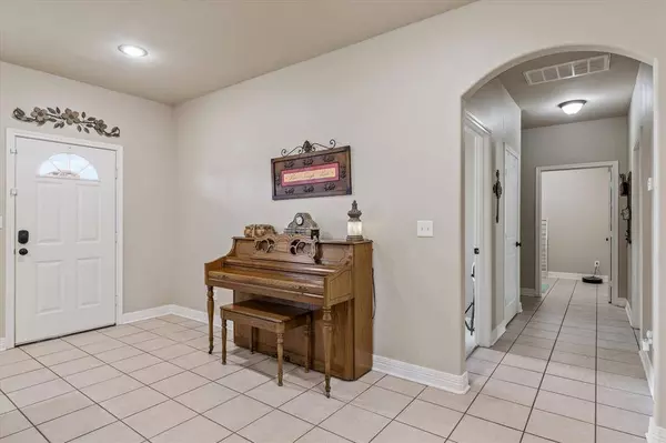 708 Jaxon Drive, Whitehouse, TX 75791