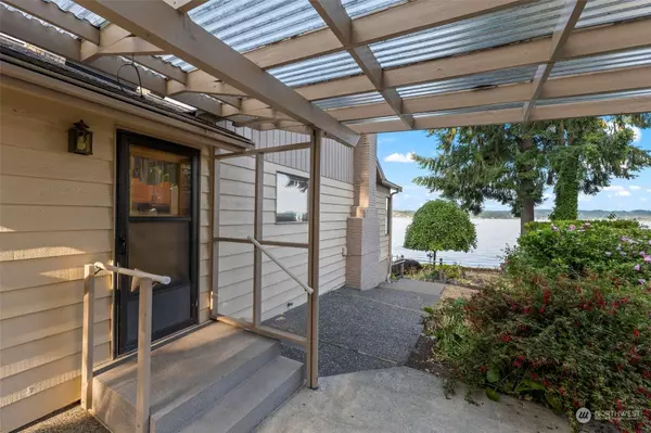 6292 Chico WAY NW, Bremerton, WA 98312