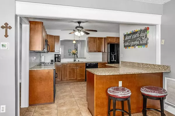 133 W Leon LN, Cocoa Beach, FL 32931