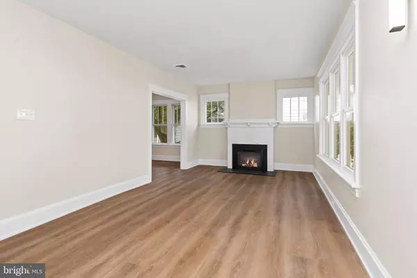 116 N 27TH ST, Camp Hill, PA 17011