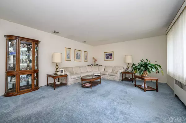 873 Passaic AVE, Clifton, NJ 07014