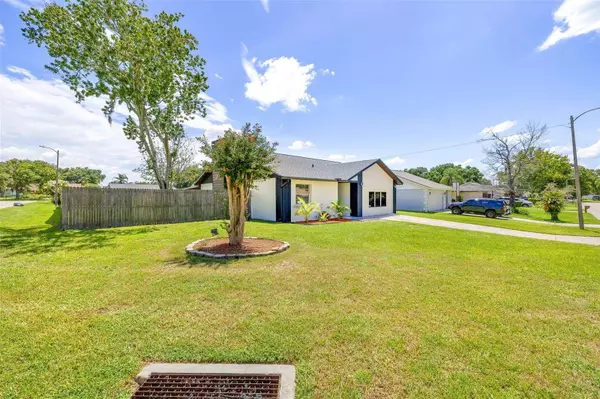 3602 WILLOW WISP DR N, Lakeland, FL 33810