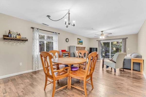 29 Highwood Dr #29, Franklin, MA 02038