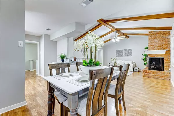 1708 Ruella LN, Pasadena, TX 77502