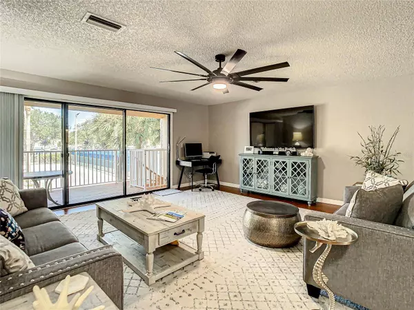 428 SANDY HOOK RD, Treasure Island, FL 33706