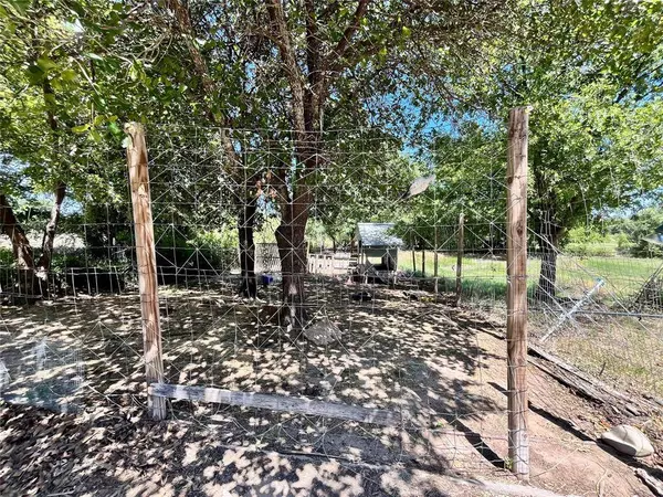 264 Private Road 1305, Bridgeport, TX 76426