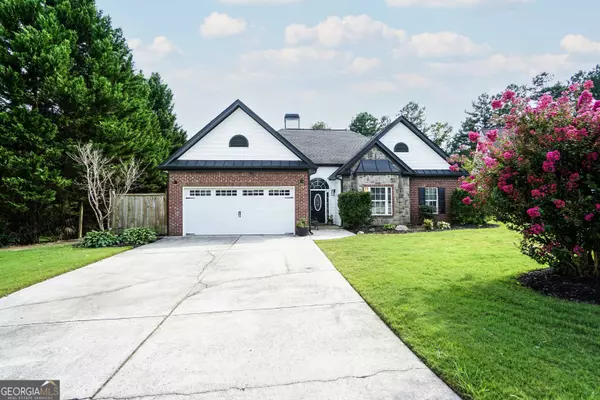 402 S Fortune Way, Dallas, GA 30157