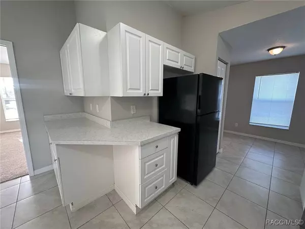 6490 SE 143rd CT, Morriston, FL 32668