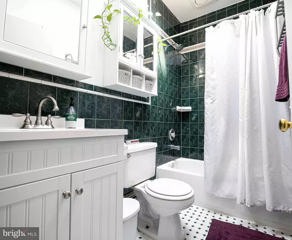 241 S ELLWOOD AVE, Baltimore, MD 21224