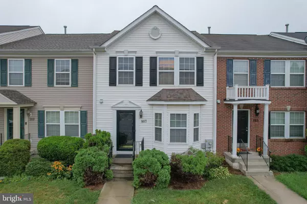 807 DESOTA WAY, Martinsburg, WV 25401