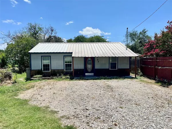 365 W 1st Street, Rhome, TX 76078