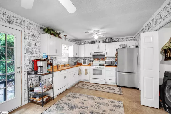 709 Summer Woods Drive, Mauldin, SC 29662