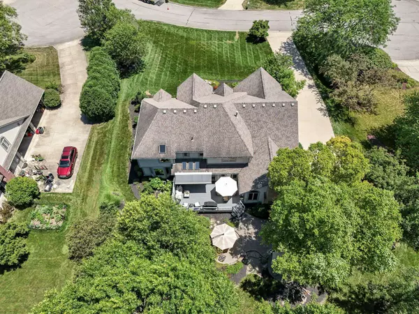 632 Old Pond Lane, Powell, OH 43065