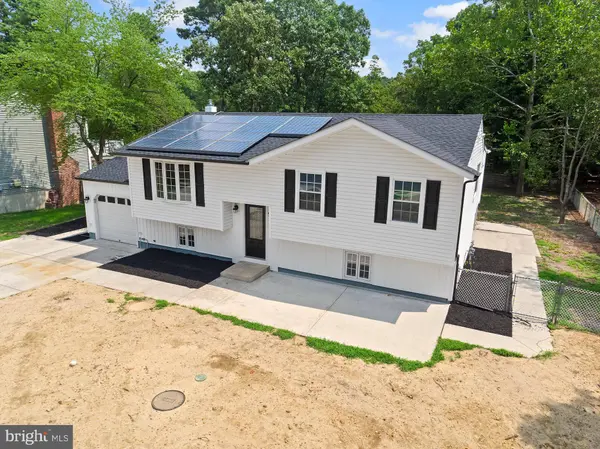 2424 RICHARDS AVE, Atco, NJ 08004