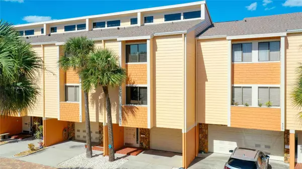 428 SANDY HOOK RD, Treasure Island, FL 33706