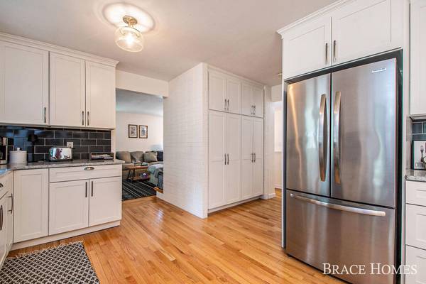 4548 Bonnie SE Avenue, Grand Rapids, MI 49508