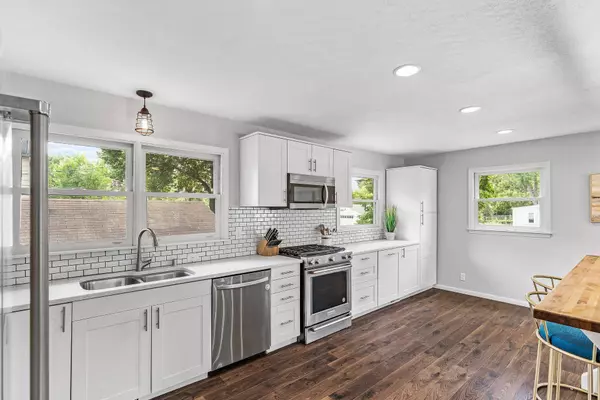 5925 Hamilton ST, Saint Louis Park, MN 55416