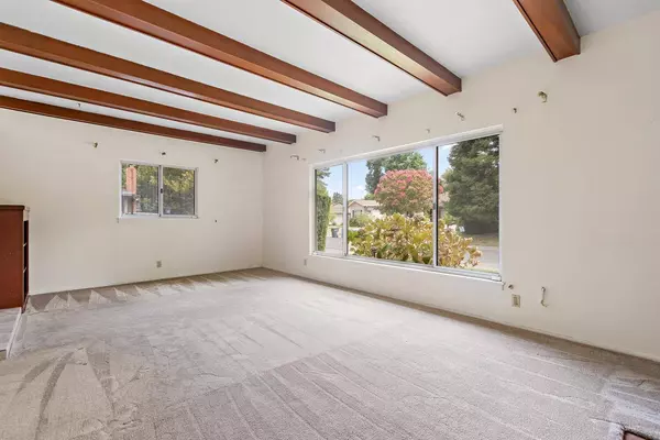 5904 Shepard AVE, Sacramento, CA 95819