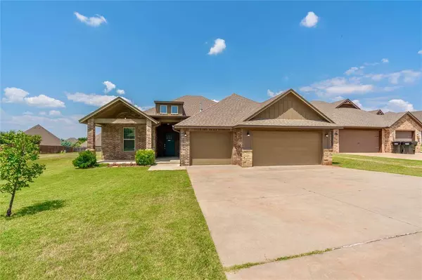 1325 Atalon DR, Moore, OK 73160
