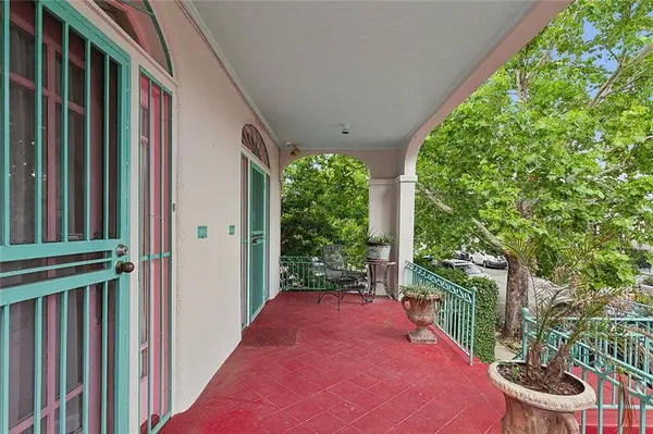 2320 22 CHARTRES ST, New Orleans, LA 70117