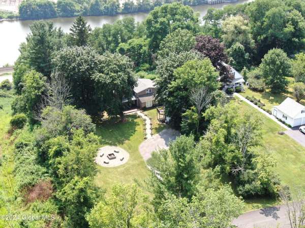 166 Knickerbocker Road, Amsterdam, NY 12010