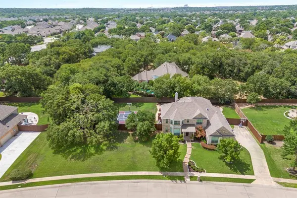 910 Siena Drive, Southlake, TX 76092