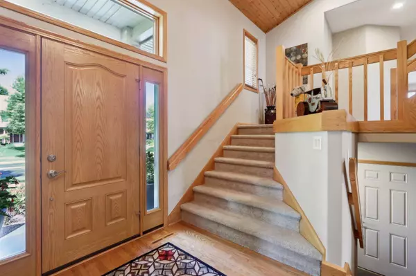 5513 Sandhill Drive, Middleton, WI 53562