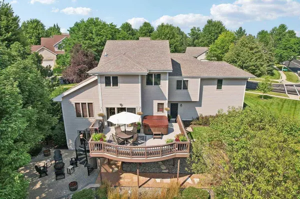 5513 Sandhill Drive, Middleton, WI 53562