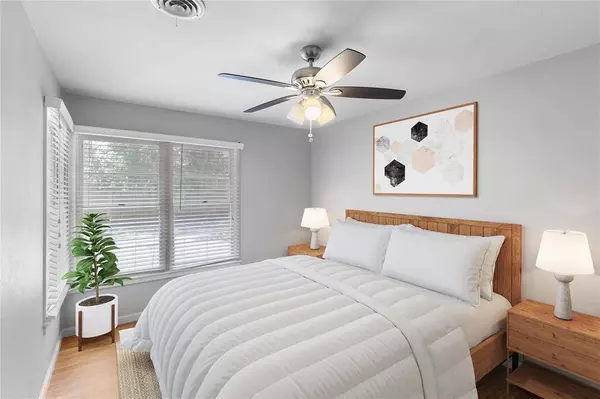 1702 W College Street, Sherman, TX 75092