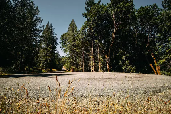Lt 10 Sitka Grove, Gabriola Island, BC V0R 1X1