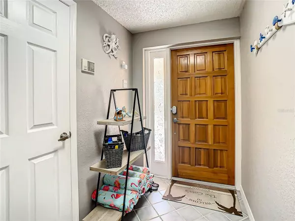 428 SANDY HOOK RD, Treasure Island, FL 33706