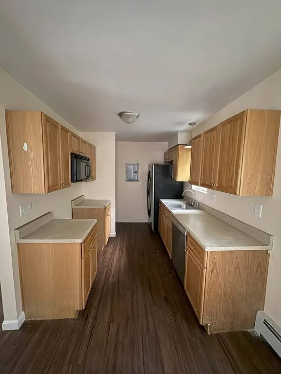 249 S Main St, Gardner, MA 01440