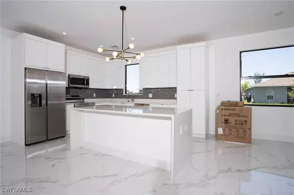 1840 NW 20th AVE, Cape Coral, FL 33993