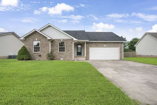 3203 Veranda Cir, Clarksville, TN 37042